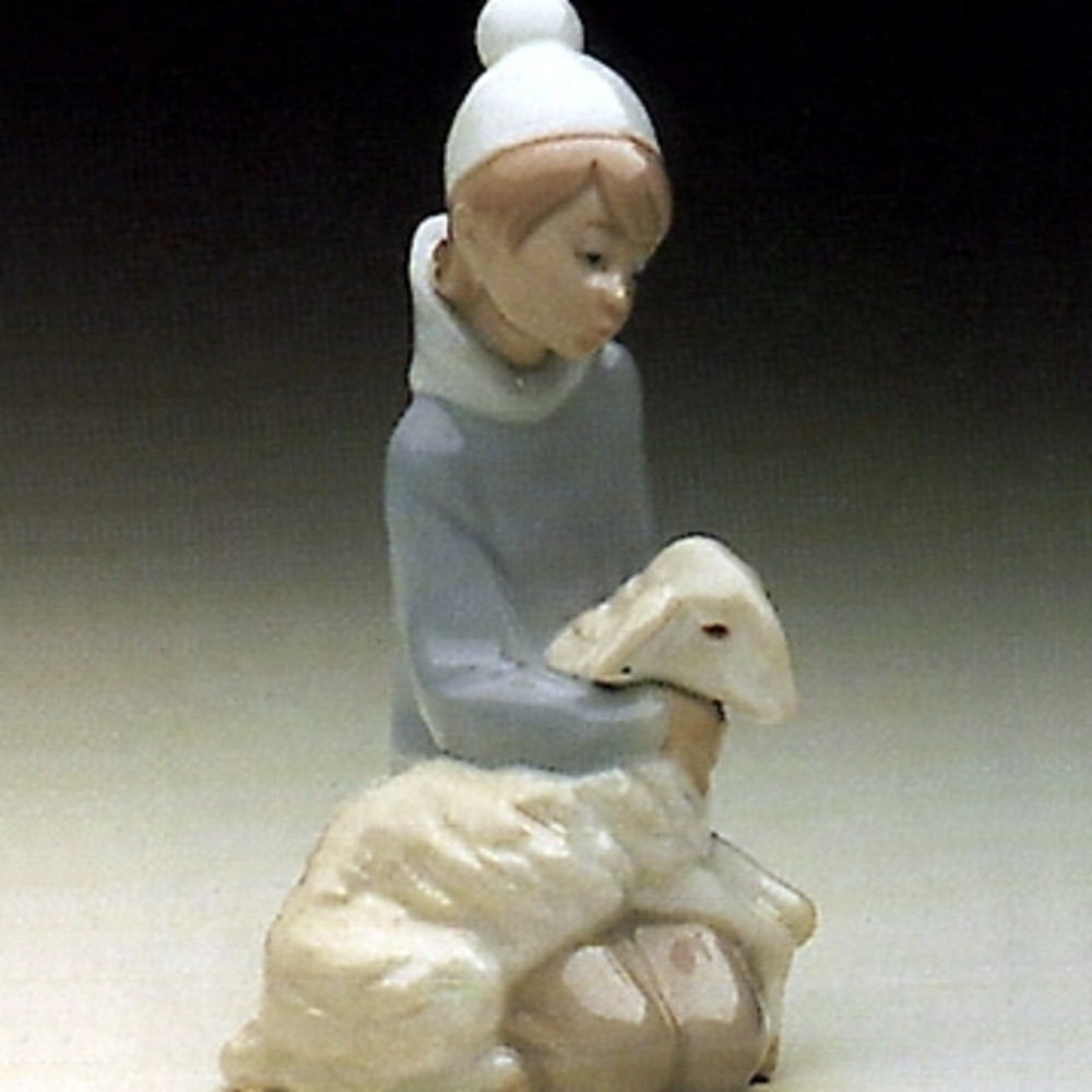 Lladró #4676 Shepherd Boy With Lamb